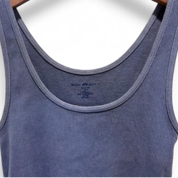 Cropped Tank Top - Picture 3 of 4